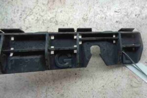 Изображение товара 25548 - 00025548 kronshtejn zadnego bampera Peugeot 306 2