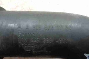 Изображение товара 25726 - 00025726 patrubok vozdushnogo filtra Fiat Brava 2