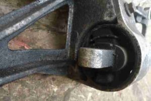 Изображение товара 25923 - 00025923 kronshtejn kpp Chevrolet Lumina 1