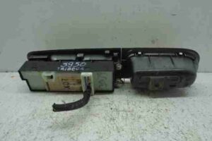 Изображение товара 26077 - 00026077 knopka steklopodemnika Peugeot 306 1