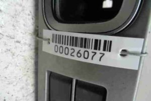 Изображение товара 26077 - 00026077 knopka steklopodemnika Peugeot 306 2