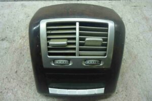 Изображение товара 26176 - 00026176 deflektor obduva salona Ford Scorpio