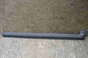 Изображение товара 26360 - 00026360 porog plastikovyj pravyj Peugeot 306 1