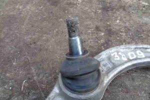 Изображение товара 26413 - 00026413 rychag perednij levyj verkhnij Ford Escort 1