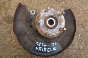 Изображение товара 26427 - 00026427 kulak povorotnyj levyj Peugeot 306 3