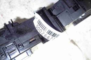 Изображение товара 26677 - 00026677 pereklyuchatel podrulevoj (strekoza) Alfa Romeo 146 1