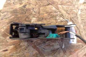 Изображение товара 26744 - 00026744 zamok kapota 2