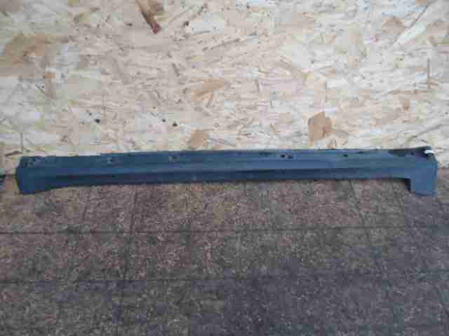 Изображение товара 26966 - 00026966 porog plastikovyj levyj Peugeot 306