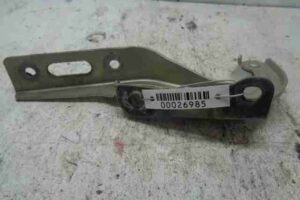 Изображение товара 26985 - 00026985 petlya kapota pravaya Renault Sandero 1