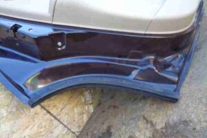 Изображение товара 26992 - 00026992 dver zadnyaya levaya Pontiac Vibe 3