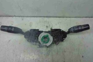 Изображение товара 27084 - 00027084 pereklyuchatel podrulevoj (strekoza) Renault Sandero