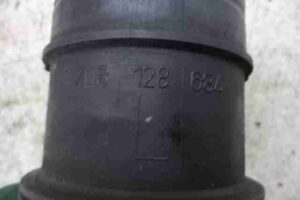 Изображение товара 27185 - 00027185 patrubok vozdushnogo filtra 2