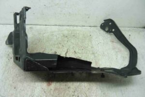 Изображение товара 27268 - 00027268 kreplenie fary levoj Ford Scorpio 3