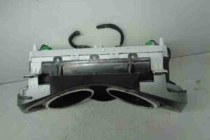 Изображение товара 27282 - 00027282 schitok priborov Peugeot 306 2