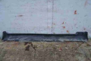 Изображение товара 27396 - 00027396 porog plastikovyj levyj Toyota Hiace 2
