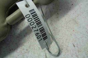 Изображение товара 27601 - 00027601 kozyrek solntsezaschitnyj Audi TT 1