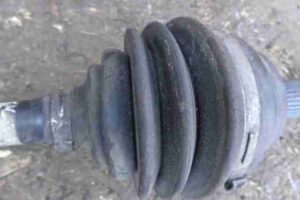 Изображение товара 27623 - 00027623 poluos perednyaya levaya Toyota Corolla Matrix 1