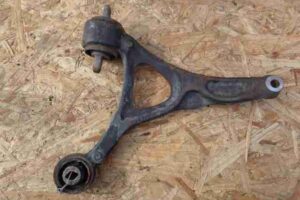 Изображение товара 27670 - 00027670 rychag perednij levyj nizhnij Volvo V50