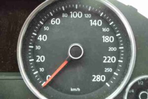 Изображение товара 27738 - 00027738 schitok priborov Toyota Corolla Verso 1