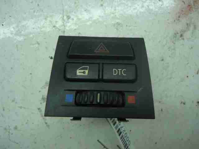 Изображение товара 27962 - 00027962 knopka avarijnoj signalizatsii