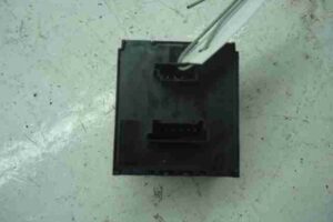 Изображение товара 27962 - 00027962 knopka avarijnoj signalizatsii 2