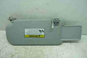 Изображение товара 28361 - 00028361 kozyrek solntsezaschitnyj Mercedes CLA 2