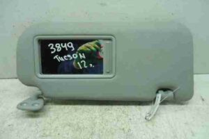 Изображение товара 28361 - 00028361 kozyrek solntsezaschitnyj Mercedes CLA