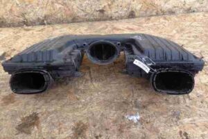 Изображение товара 28453 - 00028453 korpus vozdushnogo filtra 3