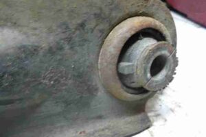 Изображение товара 28784 - 00028784 rychag perednij levyj nizhnij Mercedes W124 2