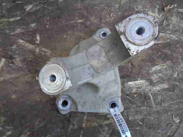 Изображение товара 28819 - 00028819 kronshtejn perednej balki Renault Sandero