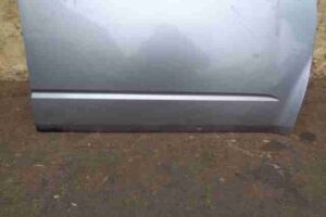 Изображение товара 28827 - 00028827 dver perednyaya pravaya Peugeot 107 1