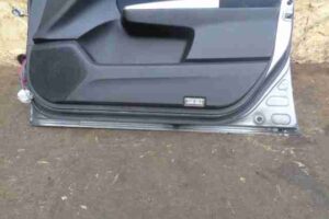 Изображение товара 28827 - 00028827 dver perednyaya pravaya Peugeot 107 2