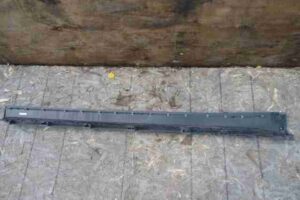 Изображение товара 28880 - 00028880 porog plastikovyj pravyj Skoda Yeti 2