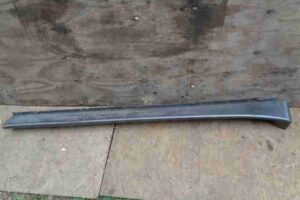 Изображение товара 28894 - 00028894 porog plastikovyj pravyj Skoda Roomster 3