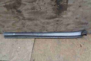 Изображение товара 28894 - 00028894 porog plastikovyj pravyj Skoda Roomster