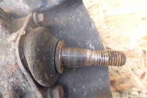 Изображение товара 29098 - 00029098 kulak povorotnyj pravyj Volvo V50 3
