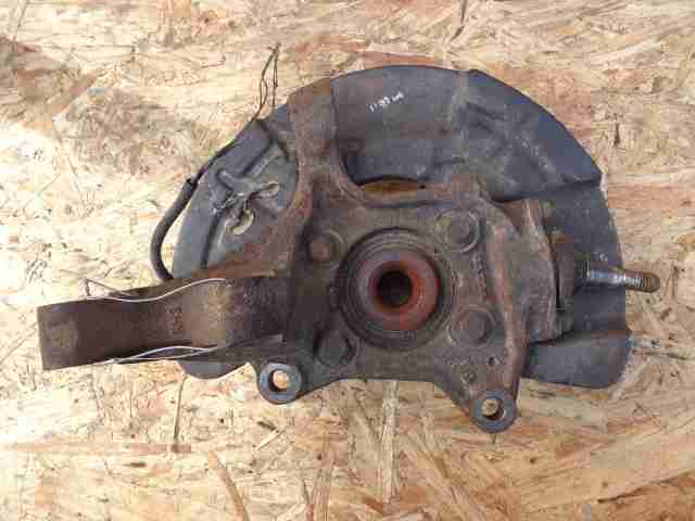 Изображение товара 29098 - 00029098 kulak povorotnyj pravyj Volvo V50
