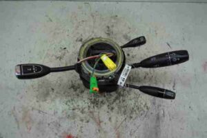 Изображение товара 29107 - 00029107 pereklyuchatel podrulevoj (strekoza) Ford Scorpio