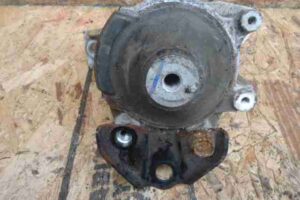 Изображение товара 29277 - 00029277 kronshtejn dvigatelya Renault Sandero 3