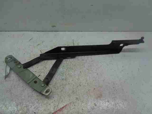 Изображение товара 29286 - 00029286 petlya kapota levaya Peugeot 207