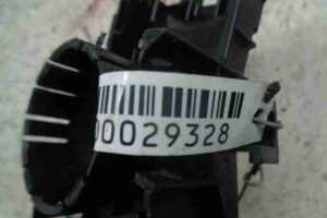 Изображение товара 29328 - 00029328 pereklyuchatel podrulevoj (strekoza) Chevrolet Blazer 1