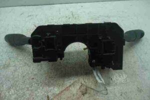 Изображение товара 29335 - 00029335 pereklyuchatel podrulevoj (strekoza) Peugeot 207 1