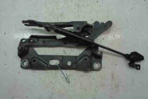 Изображение товара 29389 - 00029389 petlya kapota pravaya 