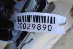 Изображение товара 29890 - 00029890 kryshka bagazhnika Pontiac Vibe 2