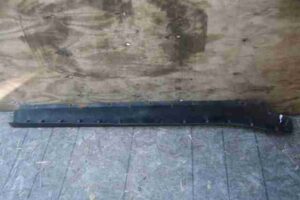 Изображение товара 30000 - 00030000 porog plastikovyj levyj Toyota Venza