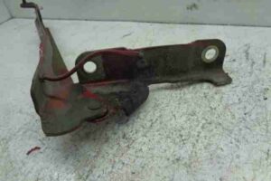 Изображение товара 30168 - 00030168 petlya kapota pravaya Hyundai i40 3