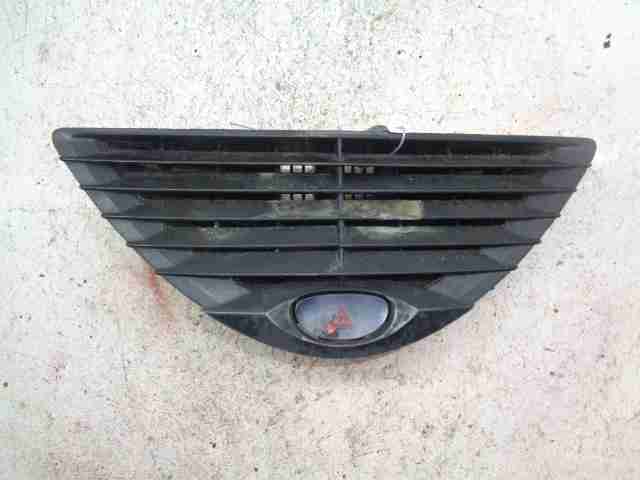 Изображение товара 30199 - 00030199 deflektor obduva salona Peugeot 306