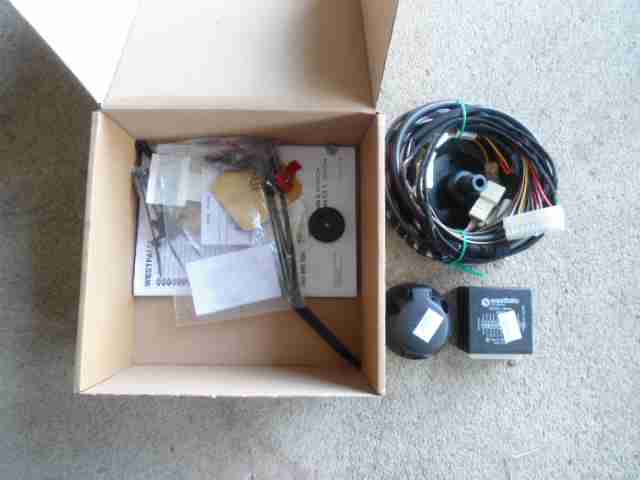 Изображение товара 30218 - 00030218 blok upravleniya pritsepnym ustrojstvom Citroen Berlingo