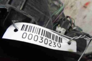 Изображение товара 30230 - 00030230 fonar kryla pravyj Isuzu Rodeo 1