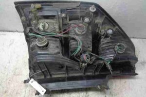 Изображение товара 30230 - 00030230 fonar kryla pravyj Isuzu Rodeo 3